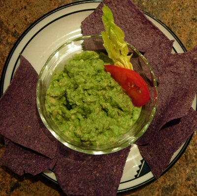 Guacamole & Blue Corn Chips