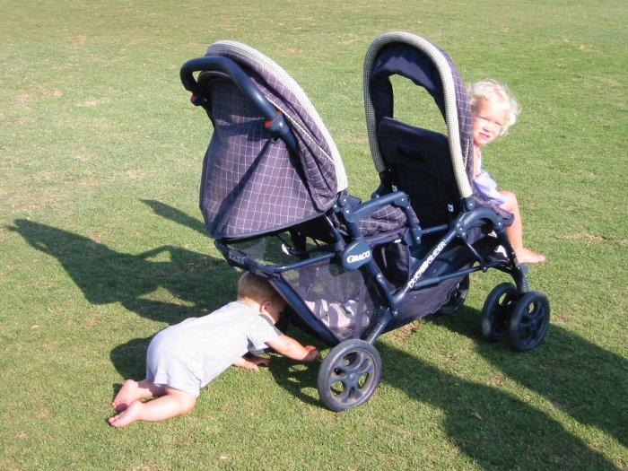 Hoover Powered Two Seater Kiddie Mobile